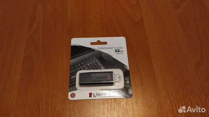 USB Flash Kingston 32 Гб