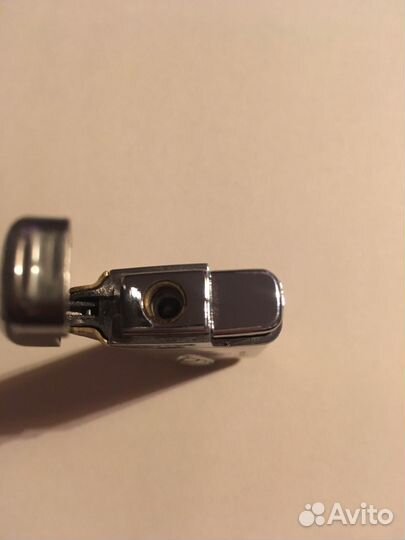 Зажигалка газовая