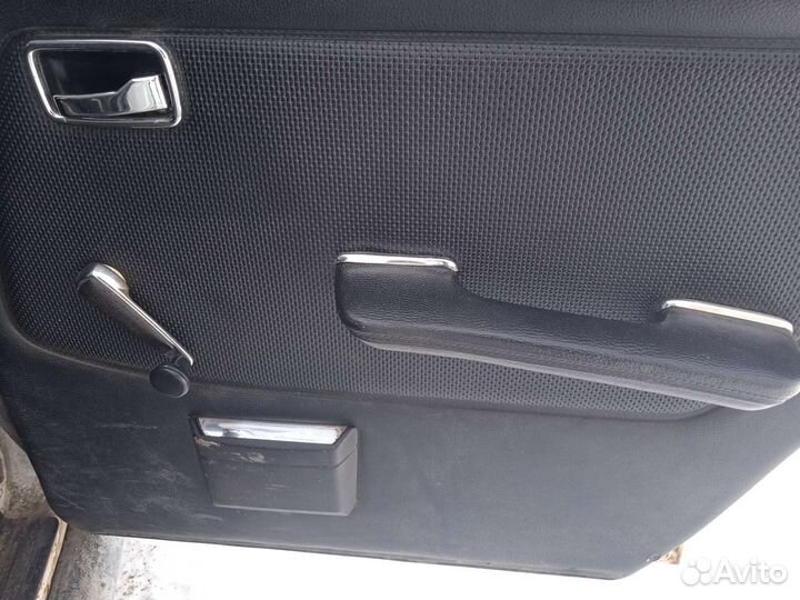 Ручки дверей салонные задние Mercedes w123 мерс