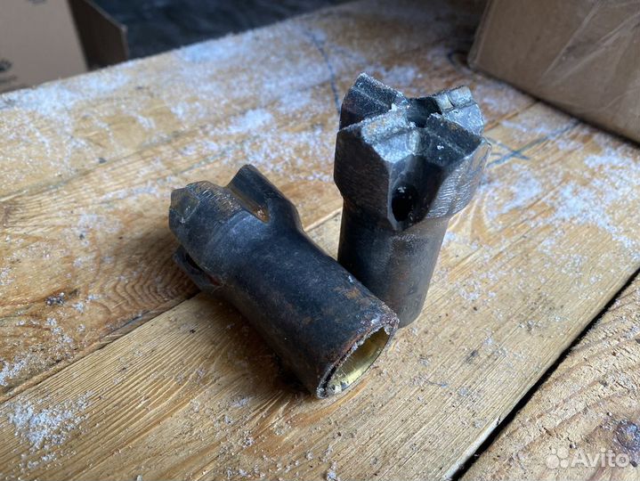 Коронки перфораторные типа бкпм кнш