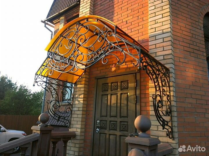Козырёк кованный