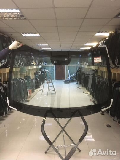 Лобовое стекло Киа Оптима