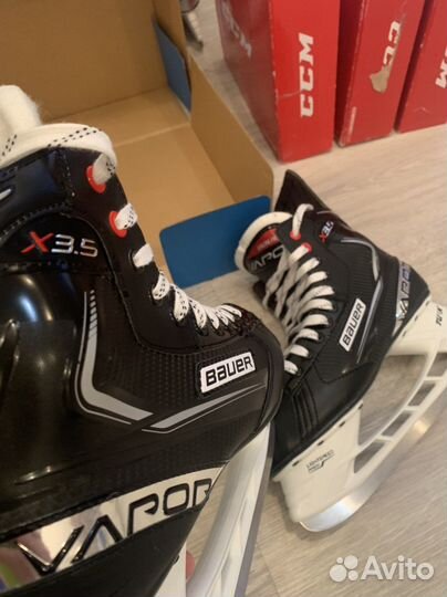 Коньки Хоккейные bauer vapor X3.5, SR 9.5D, 43-44