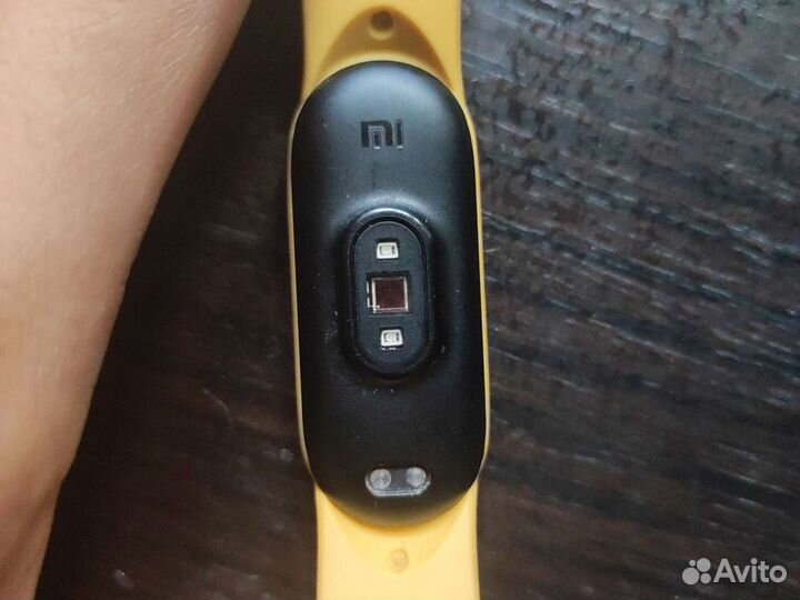 Фитнес браслет xiaomi mi band 5