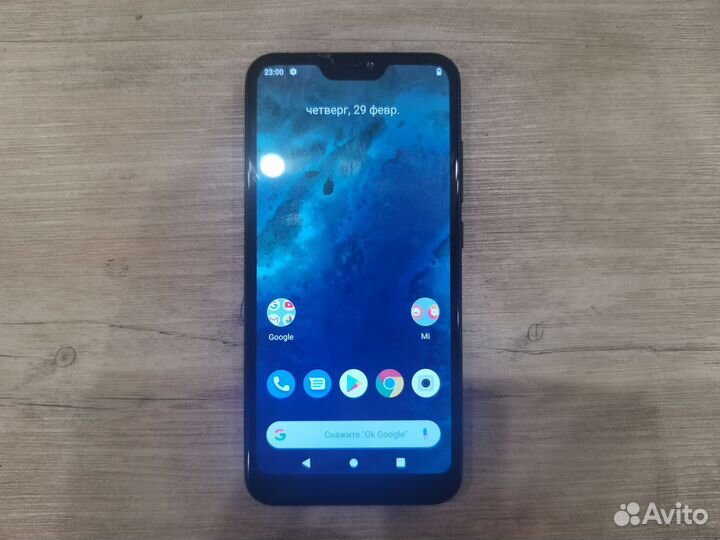 Xiaomi Mi A2 Lite Android One, 4/64 ГБ