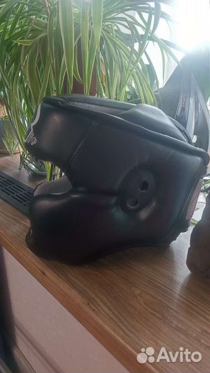 Шлем для единоборств