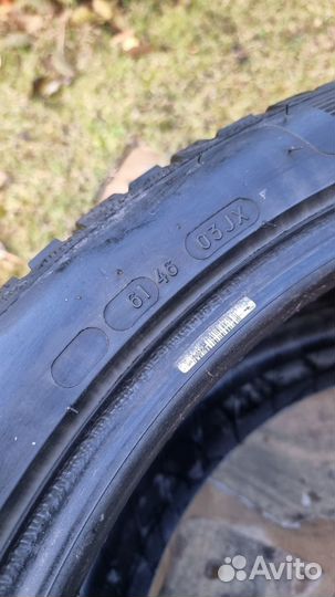 Michelin X-Ice North 4 305/30 R21