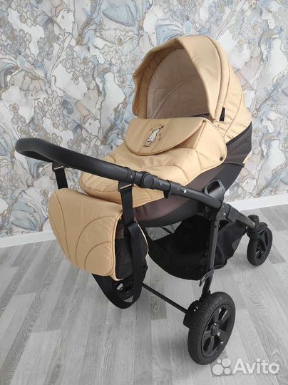 Коляска Tutis Zippy Tapy 3 в 1