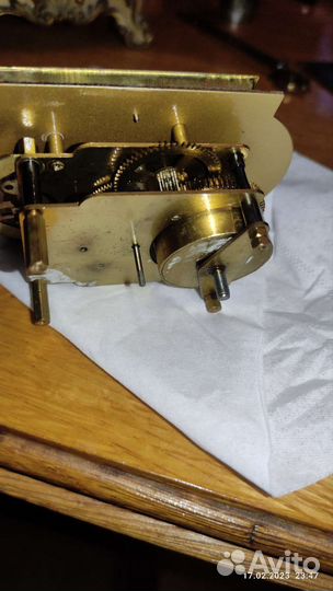 Часы настольные