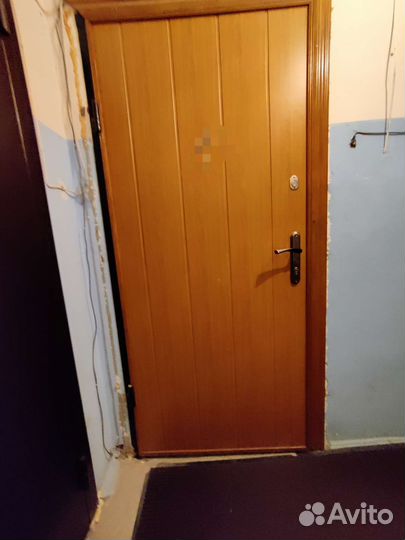 Дверь входная металлическая тамбурная бу