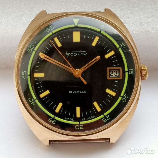 Часы СССР наручные Восток