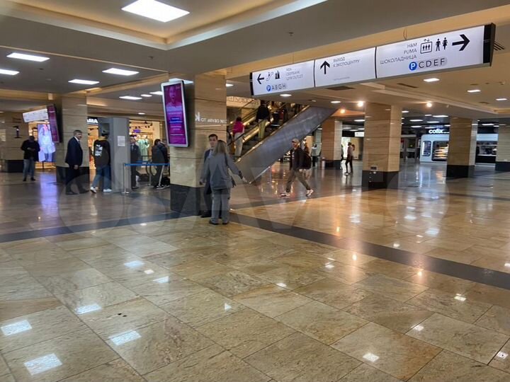 Аренда острова в Торговом Центре Афимолл Сити 10кв