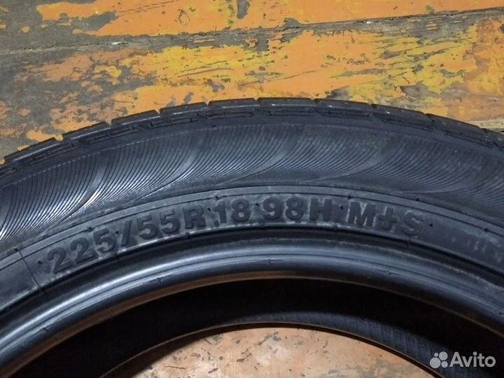 Kumho Solus KL21 225/55 R18 98H