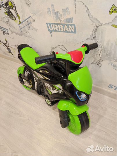 Детский мотоцикл - беговел
