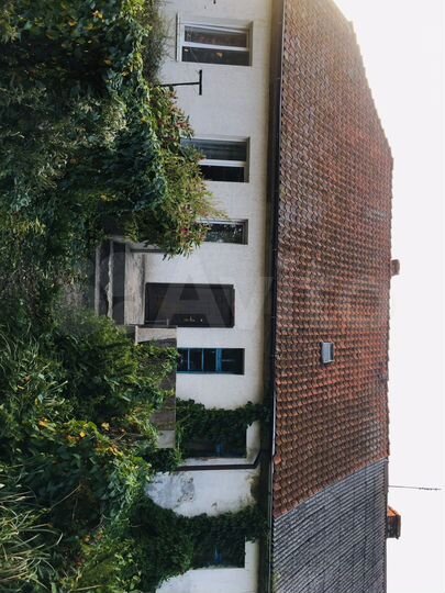 Доля в 1-к. квартире, 45 м², 1/2 эт.