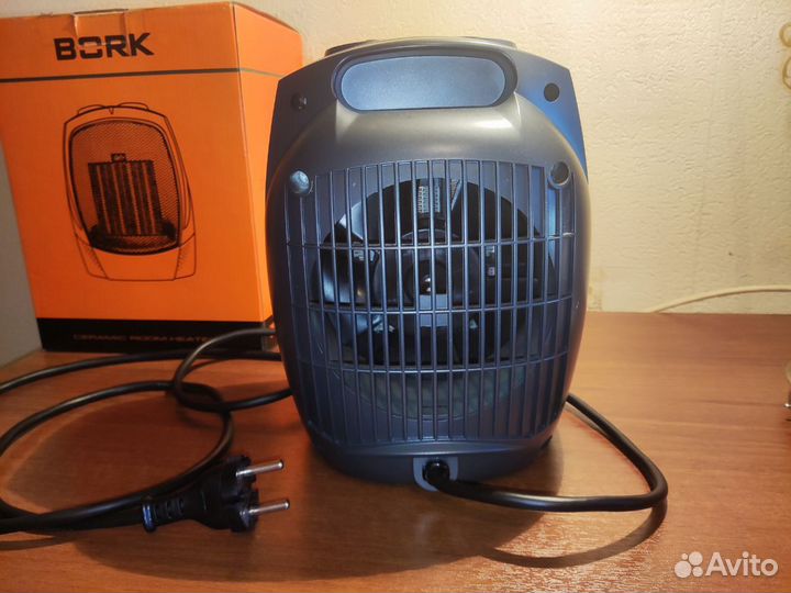 Тепловентилятор Bork CH BSM 1018 SI