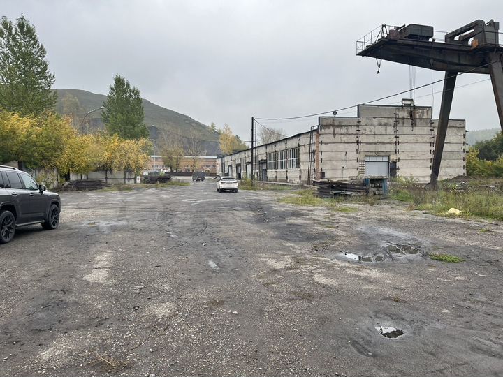 Свободного назначения, 2000 м²