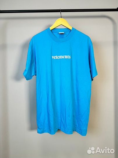 Футболка Vetements