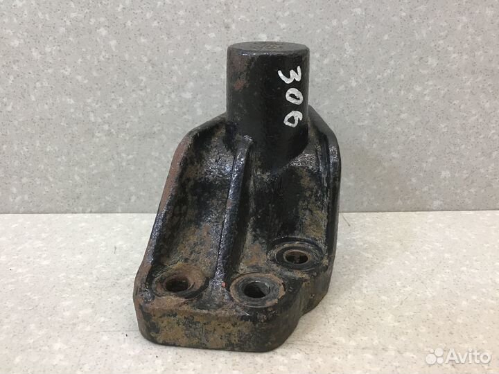 Кронштейн двигателя правый Kia Cerato 2013-2018