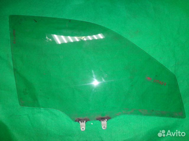 Стекло двери Suzuki Grand Vitara перед 2005-2015