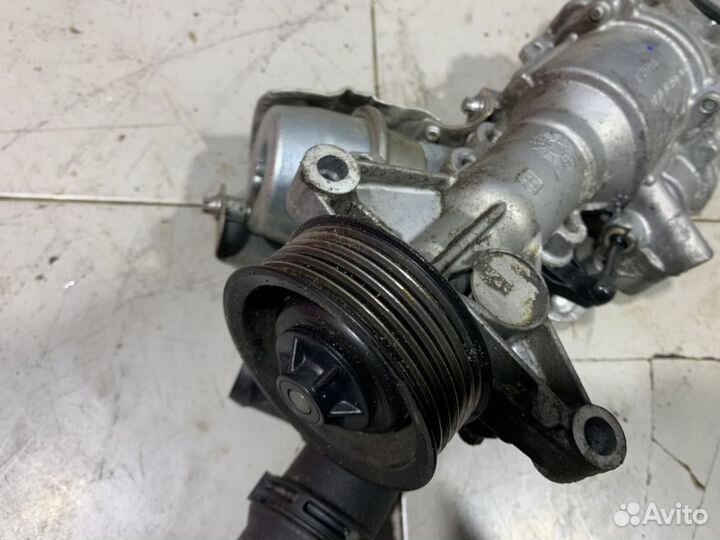 Помпа (насос водяной) Mercedes W213 E