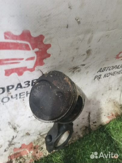 Поршень с шатуном Лада 2109 21083