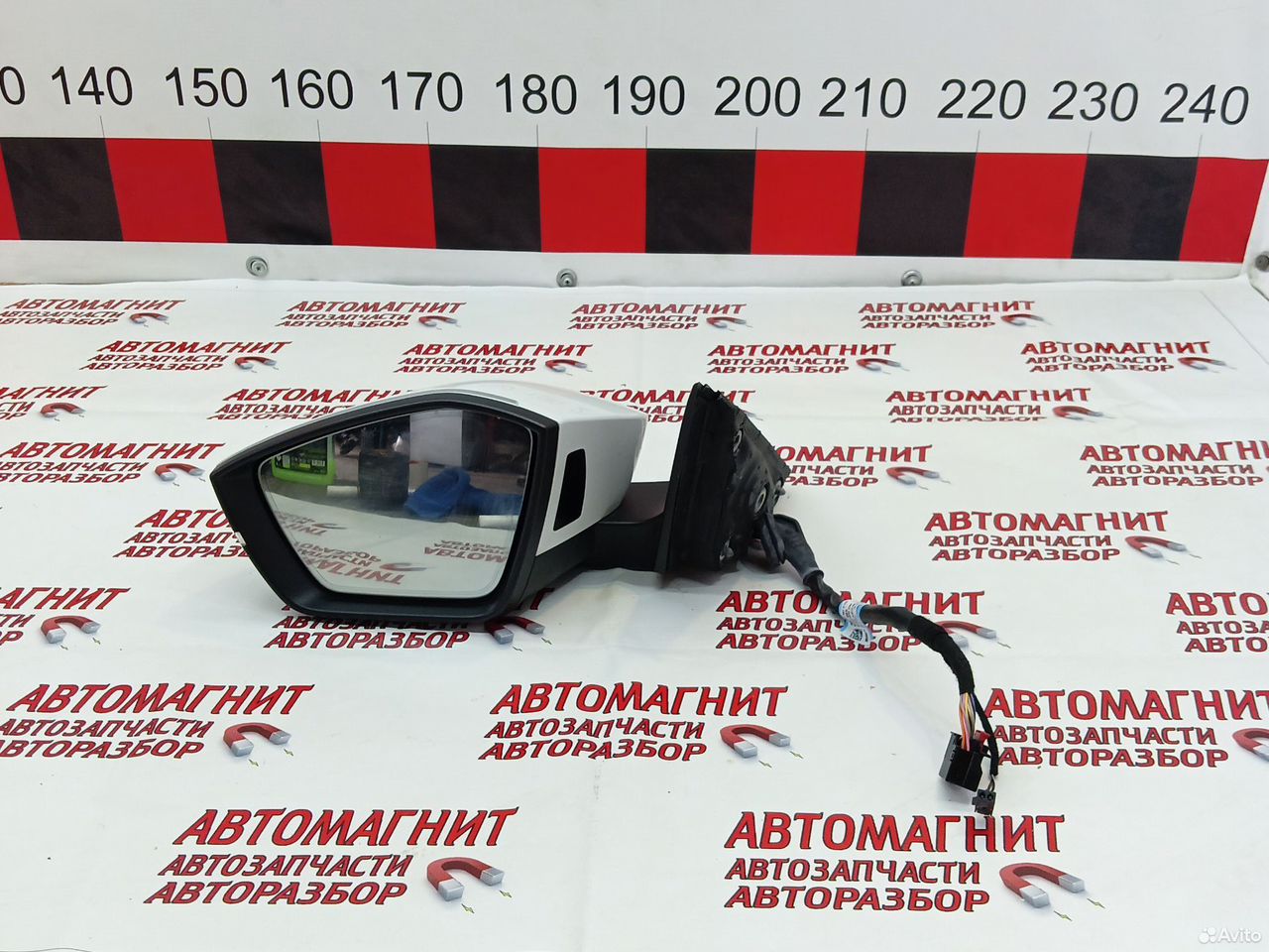 Зеркало наружнее левое Шкода Октавия А8