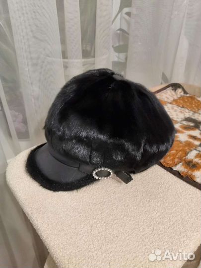 Берет женский черный