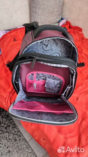 Рюкзак школьный для девочки новый