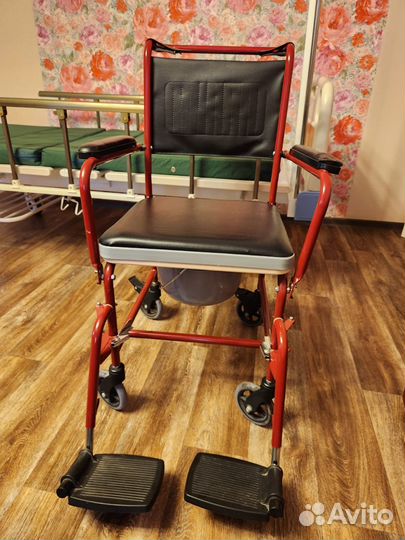 Инвалидное кресло-каталка