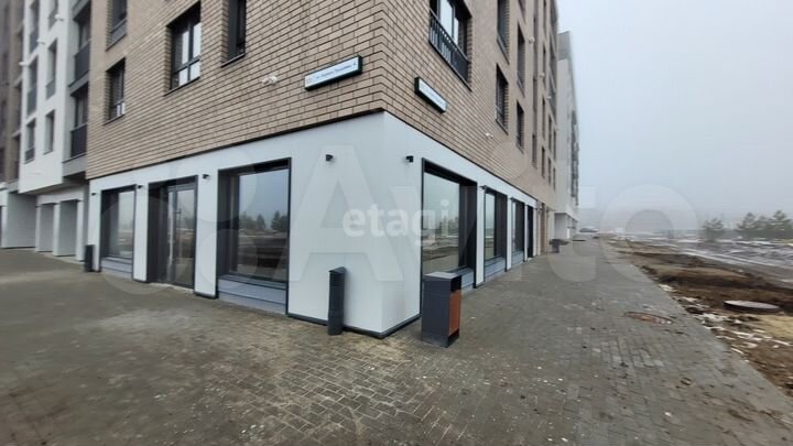 Сдам торговое помещение, 135.3 м²
