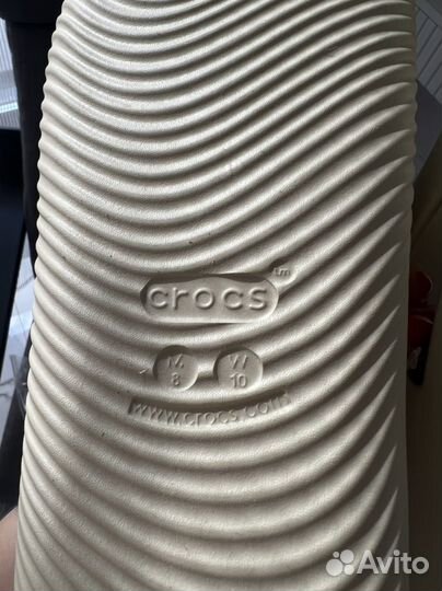 Женские шлепанцы crocs W10