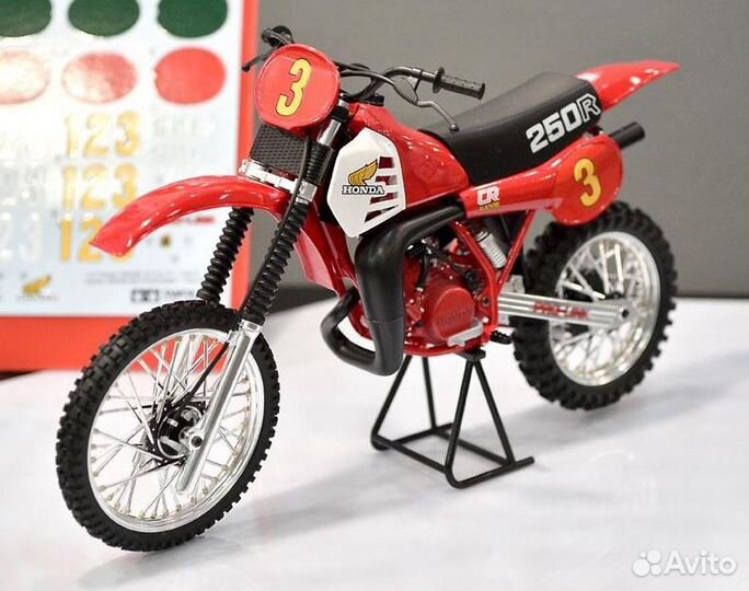 Honda CR250R Motocrosser, Tamiya, 14011, 1/12