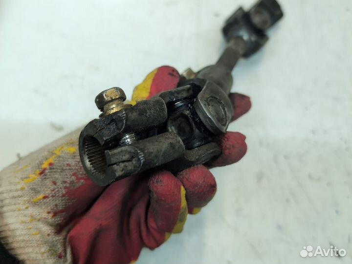 Рулевой карданчик Toyota Corolla E100 1991-2002