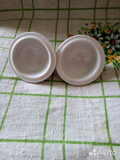 Крышка к чайнику или сахарнице