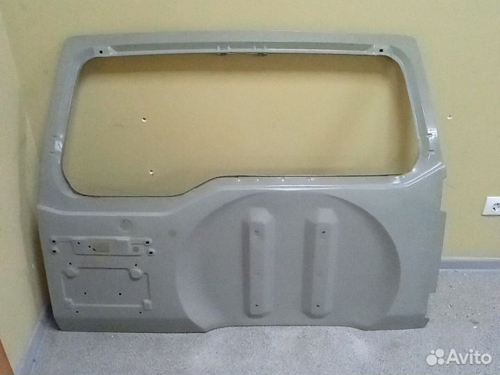 Дверь багажника Pajero Pinin