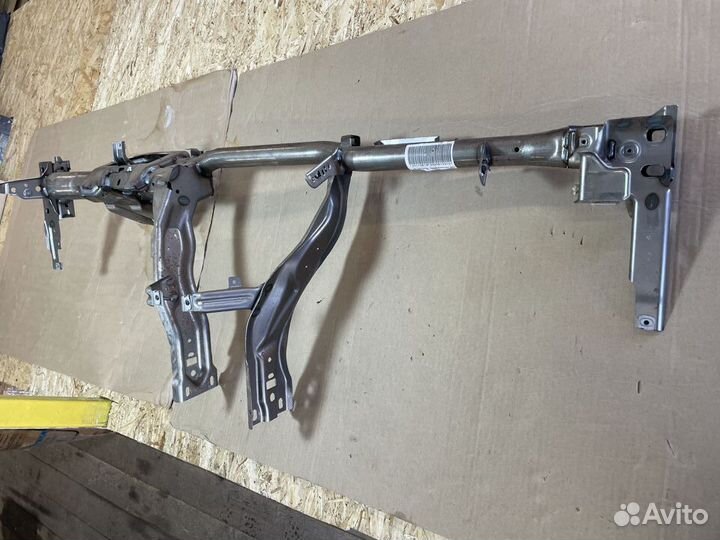 Усилитель кузова в салоне Фольцваген Гольф 6