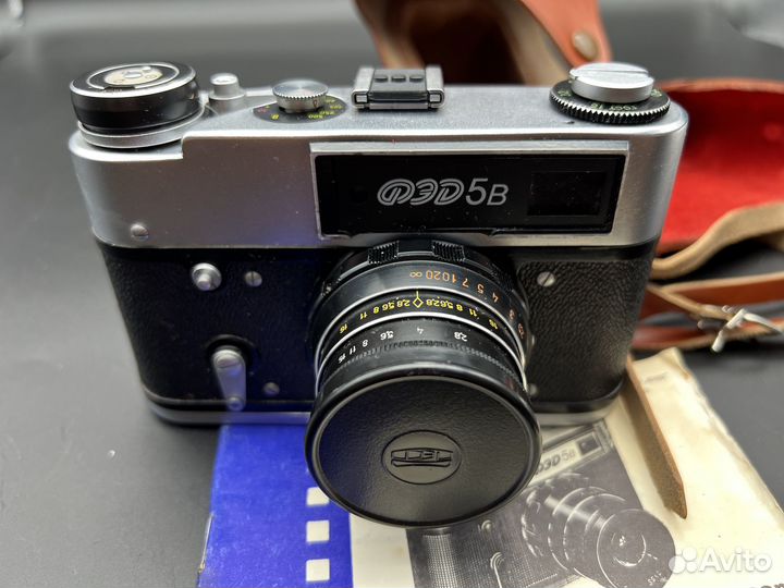 Пленочный фотоаппарат СССР фэд 5В новый