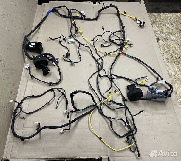 Проводка пола в салоне Киа Серато 3 сед 2012-2016г