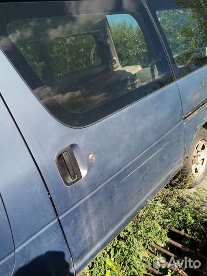 Двери тойота таун айс ср30