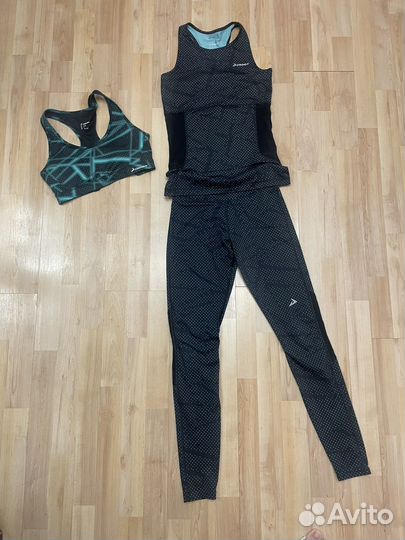 Спортивный костюм женский