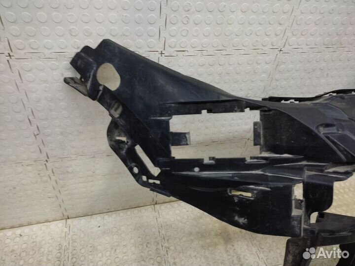 Кронштейн птф правый Bmw X5 G05 2018