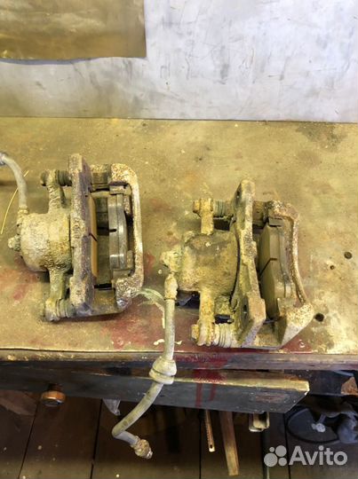 Суппорт правый передний Chevrolet Aveo T255