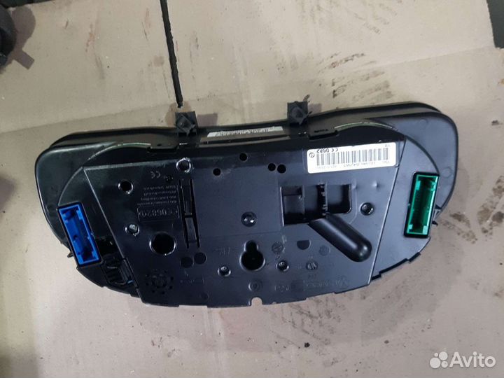 Панель приборов Volkswagen Passat B5