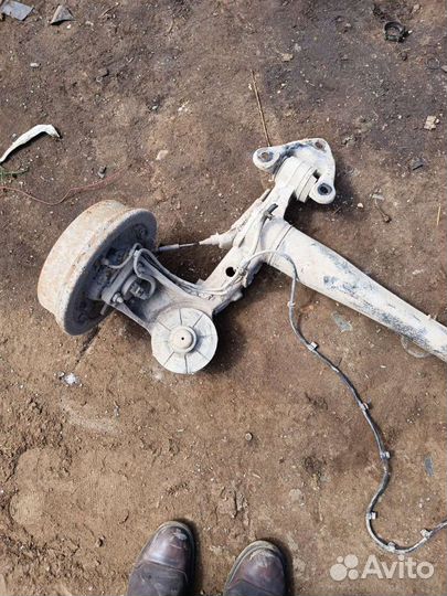 Задняя балка Опель зафира А 2000г 1.6 л