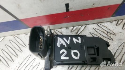 Расходомер воздуха дизельный toyota verso AR2 (AVN