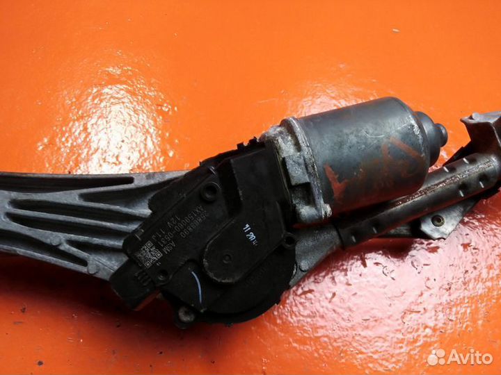 Трапеция стеклоочистителей Cadillac Cts 2008