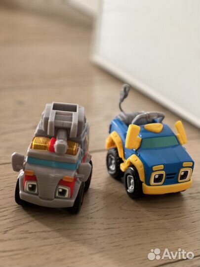 Машинки из мультика Рев и заводная команда