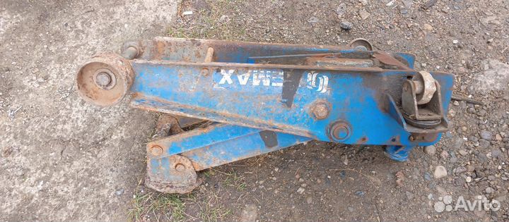 Домкраты бу