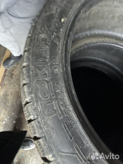 Nokian Tyres Hakkapeliitta 7 SUV 275/40 R20